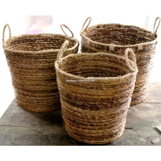Banana tappered basket with rope handle set of 3 handicraft
